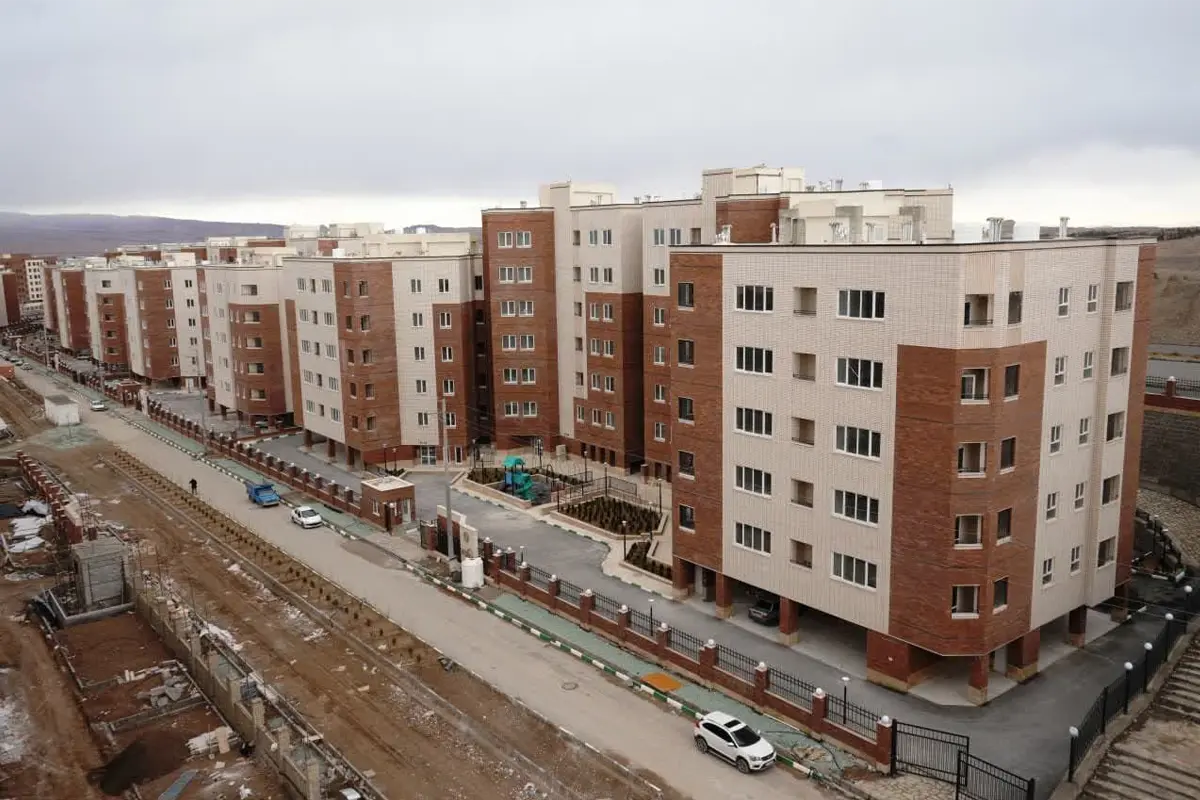 برنامه بنیاد مسکن برای ساخت و نوسازی ۵۰۰ واحد مسکونی محرومان در آذربایجانغربی برنامه بنیاد مسکن برای ساخت و نوسازی ۵۰۰ واحد مسکونی محرومان در آذربایجانغربی